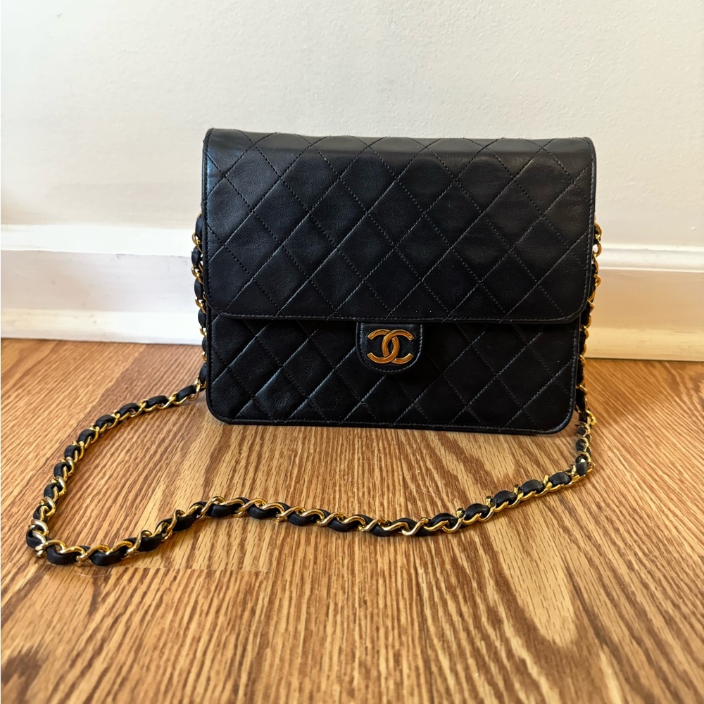 Black Vintage Chanel Lambskin Quilted Single Flap Bag